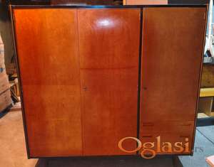 Garderober star 60 godina